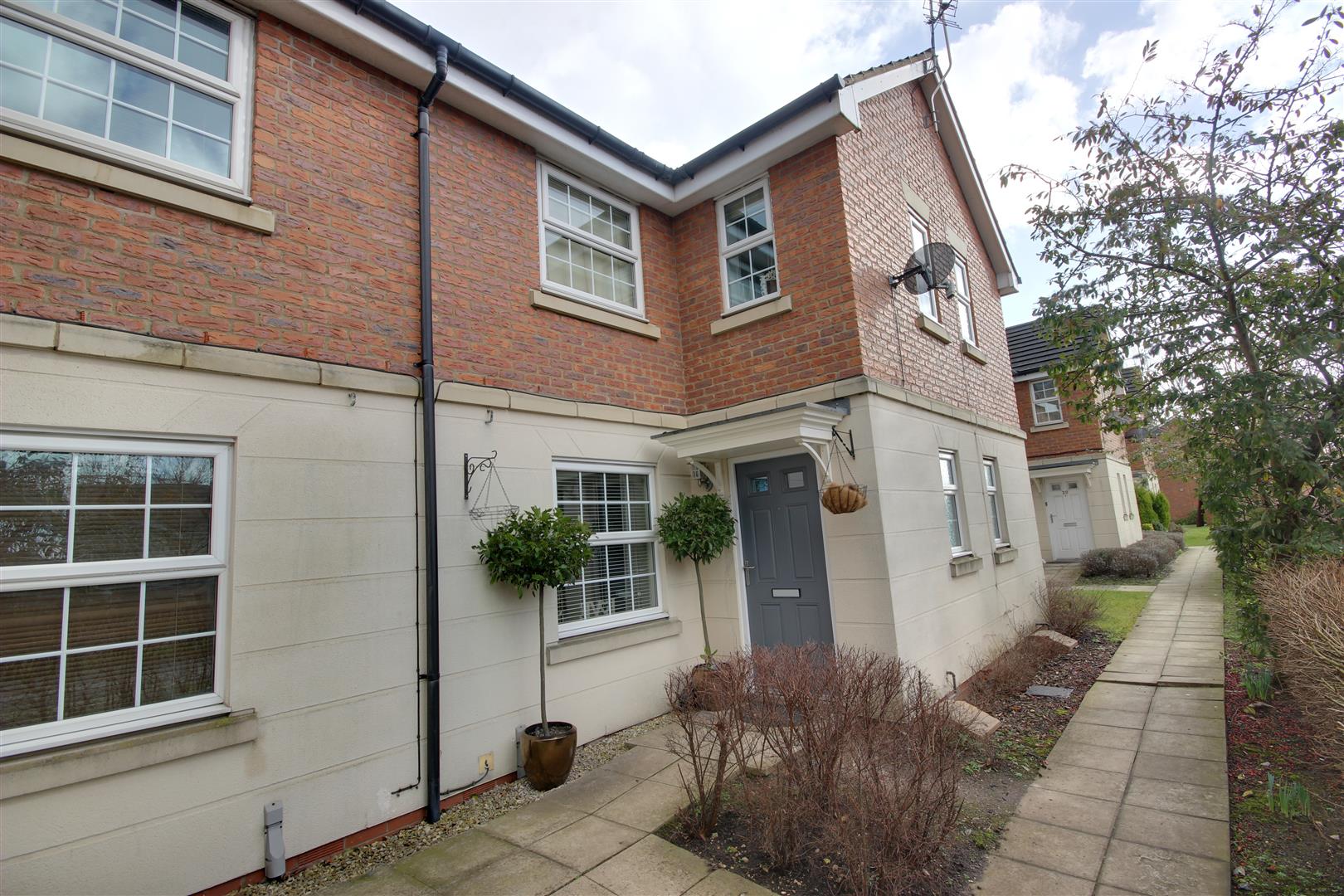 Matthew Limb Property for sale in West Hull